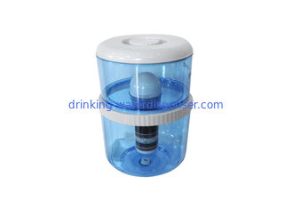Erogatore dell'acqua che beve il filtro minerale dal vaso con il sistema di filtrazione di 6 fasi
